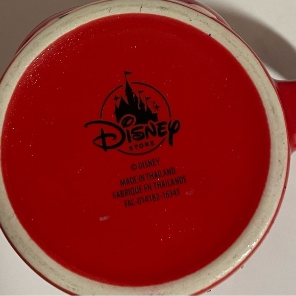 Disney Minnie Mouse Dimensional Red Mug XOXO Heart Kiss Love Coffee Tea Cocoa - Picture 3 of 3